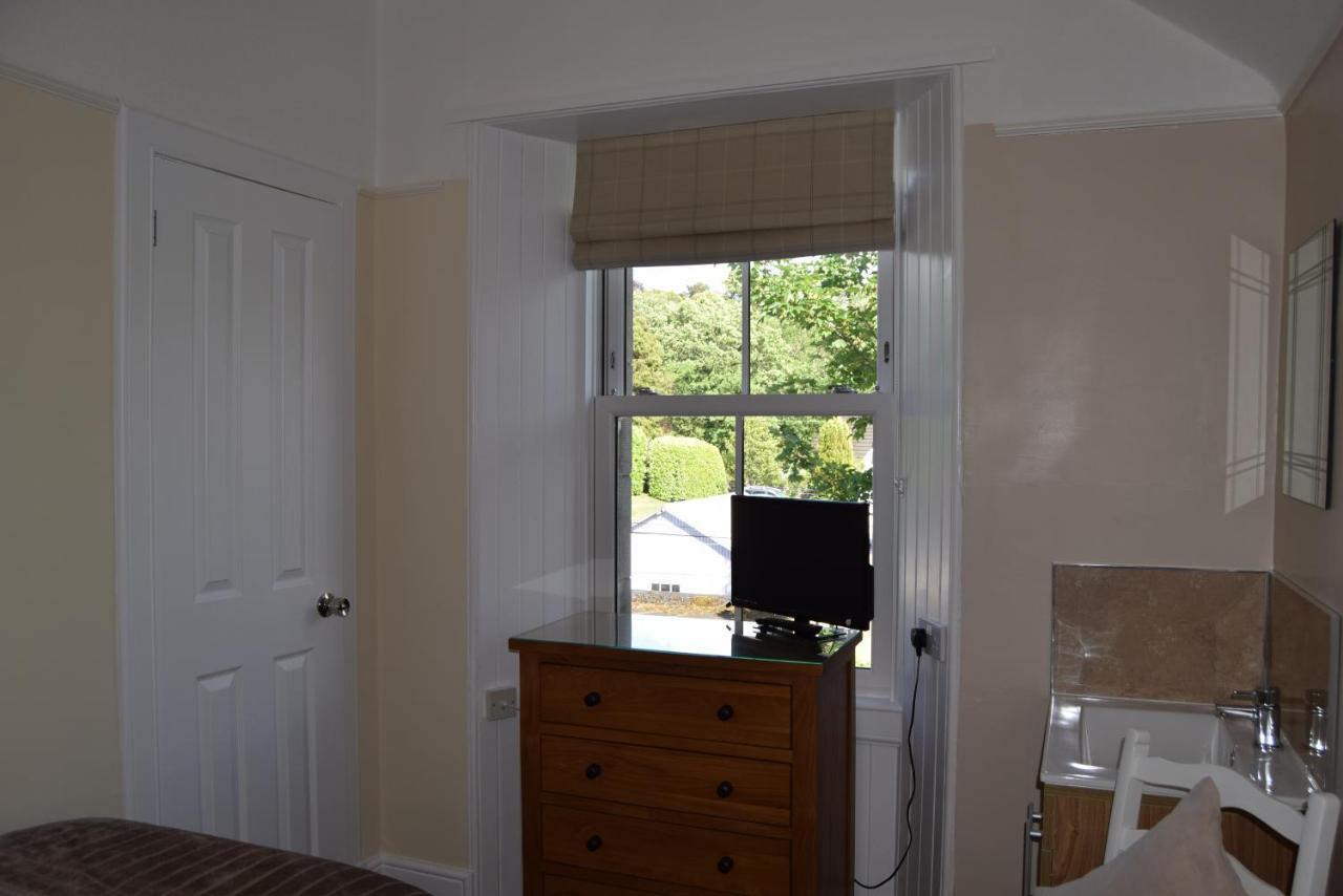 Willows Bed & Breakfast Pitlochry Esterno foto